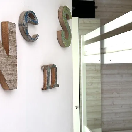 Comfortable And Centric Near Beach 아파트