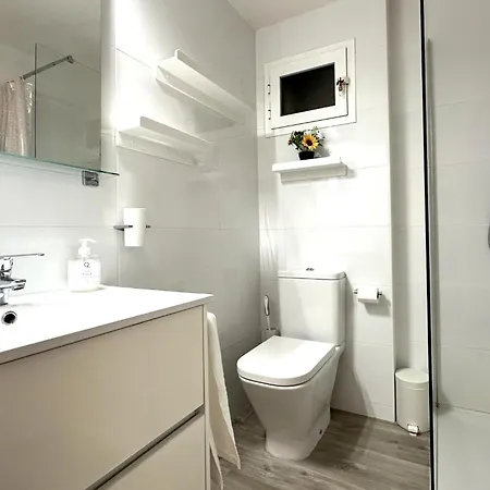 Comfortable And Centric Near Beach 또사데마르