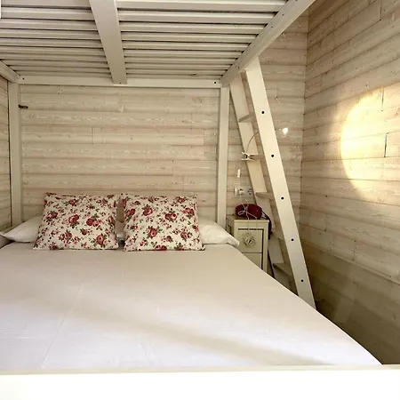 Comfortable And Centric Near Beach 아파트 또사데마르