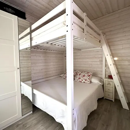 Comfortable And Centric Near Beach 아파트 *