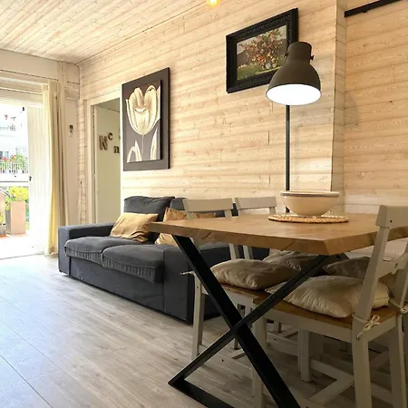 아파트 Comfortable And Centric Near Beach 또사데마르